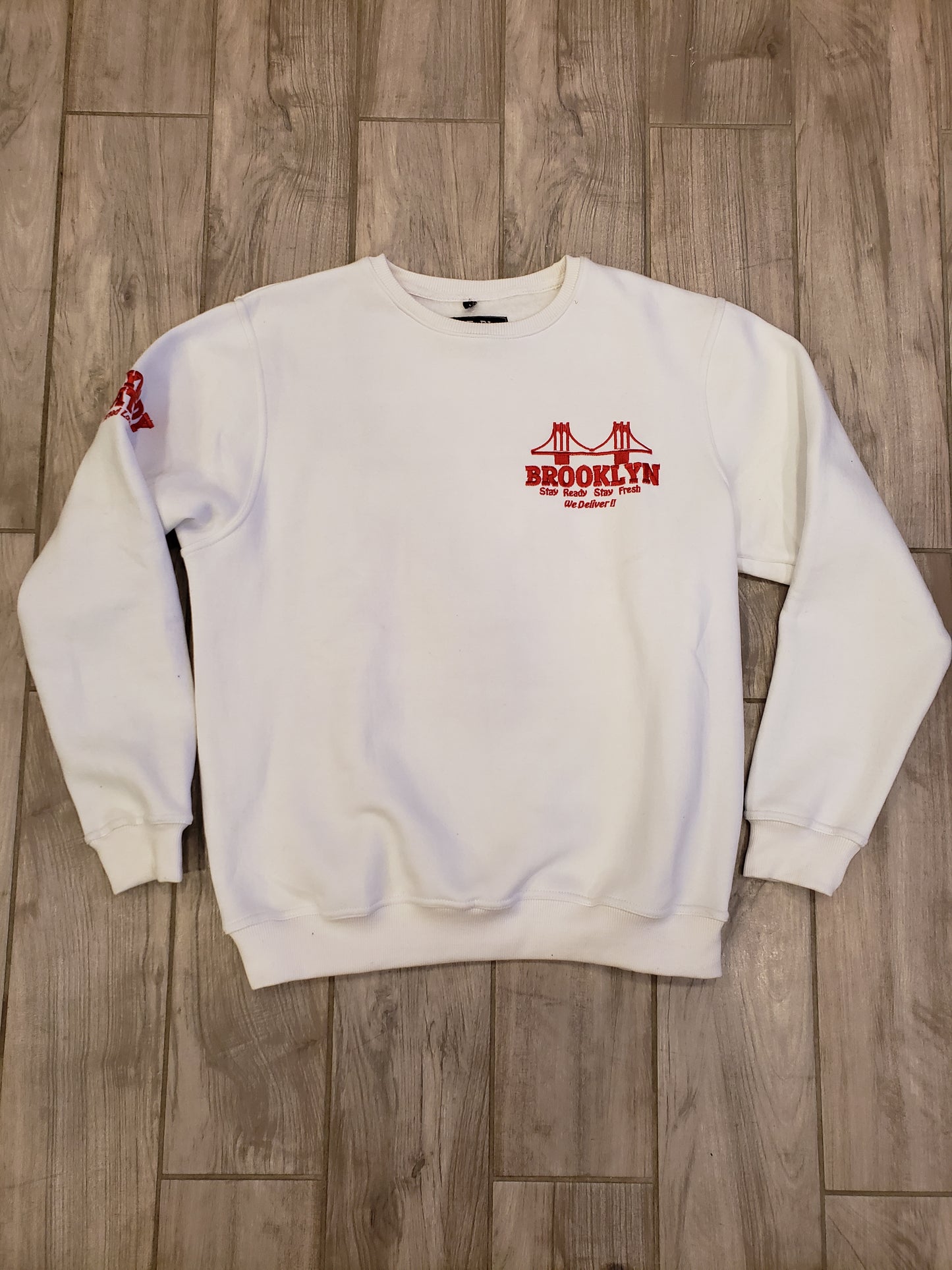 BROOKLYN PIES CREW NECK