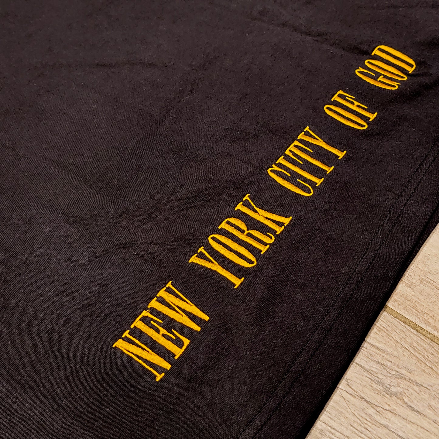 NEW YORK CITY OF GOD T-SHIRT ( BLACK )