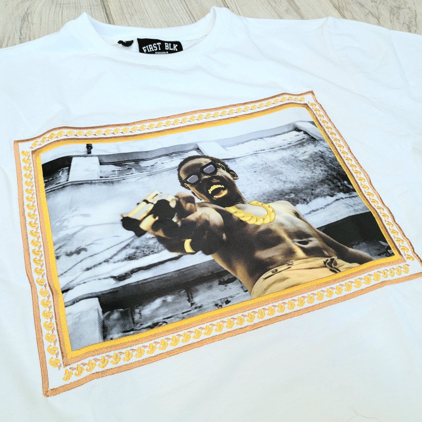 NEW YORK CITY OF GOD T-SHIRT ( WHITE )