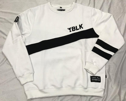 1ST BLK TROPHIES CREW NECK SWEATER ( WHITE )